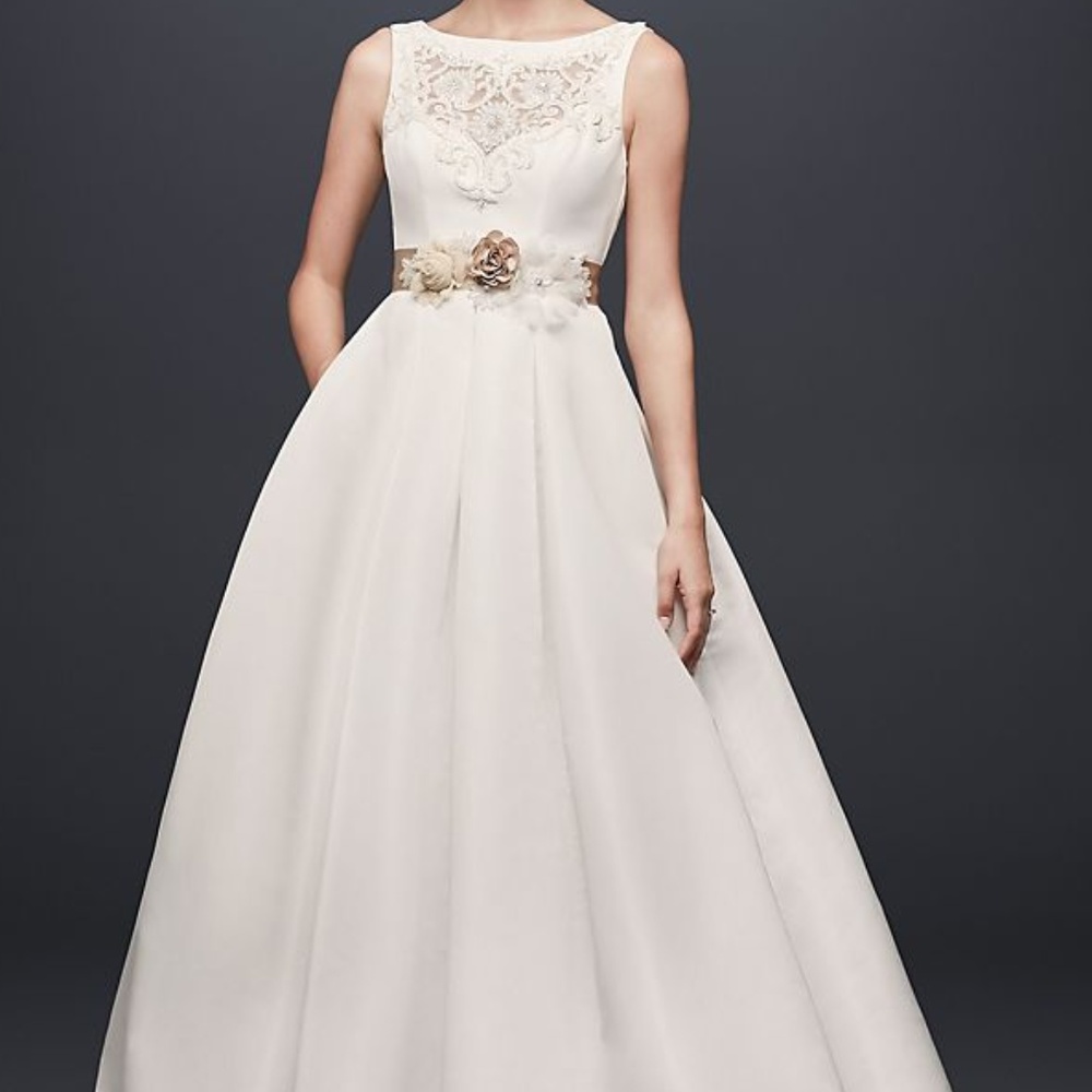 NWT - David's Bridal - Wedding Gown